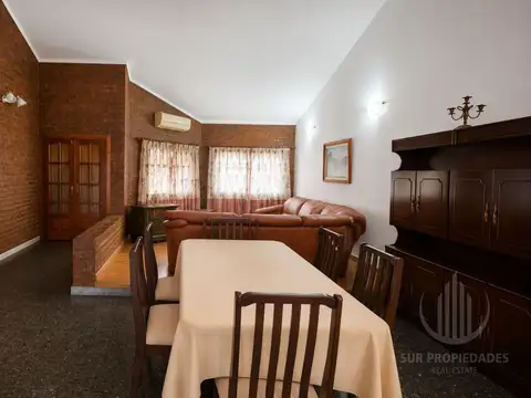Casa en Venta en Valentín Alsina, USD 198.000
