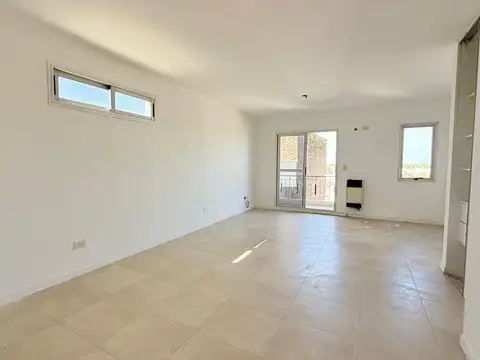 DEPARTAMENTO MONOAMBIENTE SEMIPISO