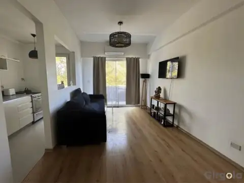 Pueblo Camaño Centro Comercial, Pilar Rua Caamaño, Villa Rosa, Provincia de Buenos Aires, 100