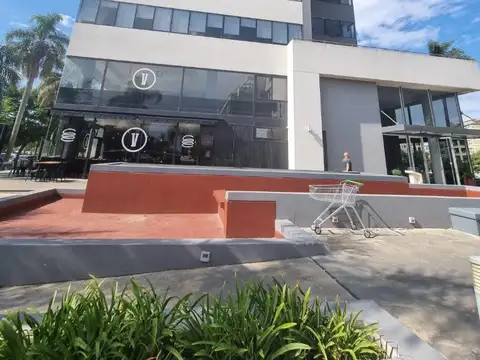 Cochera en North Coral Plaza