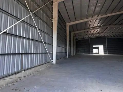 Galpon en Venta en Abasto, USD 650.000