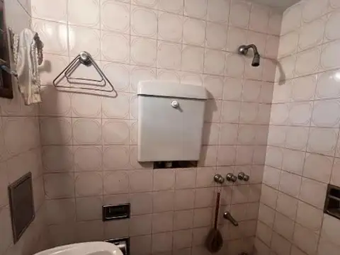 LOCAL CON VIVIENDA MARTINTO AL 2000 WILDE