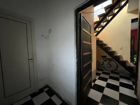 Depto Tipo Casa 4 ambientes con 1 baño