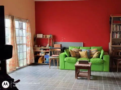 PH con la autonomia de una CASA - Posibilidad de cochera/Consultorio privado