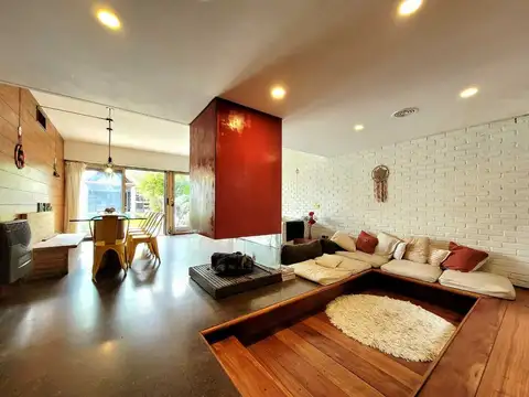 VENTA CASA VILLA REAL 5 AMBIENTES CON QUINCHO