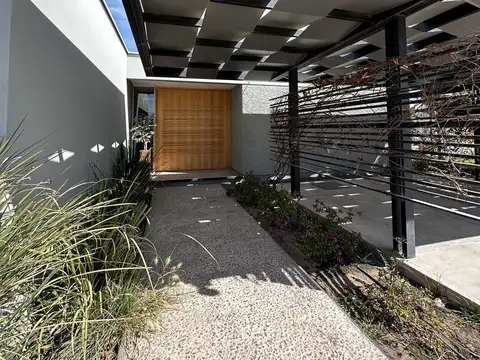 Casa en Venta en Carrodilla la Puntilla, USD 240.000