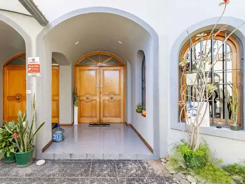 Casa en Venta en Olivos Golf, USD 470.000