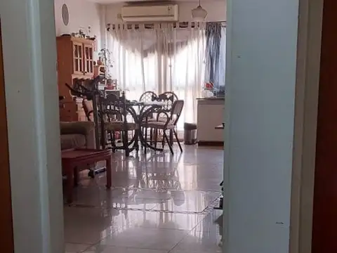 Depto Tipo Casa en Venta en Monte Castro, USD 139.900