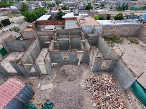 Los Ciruelos y Ernesto Guevara 100