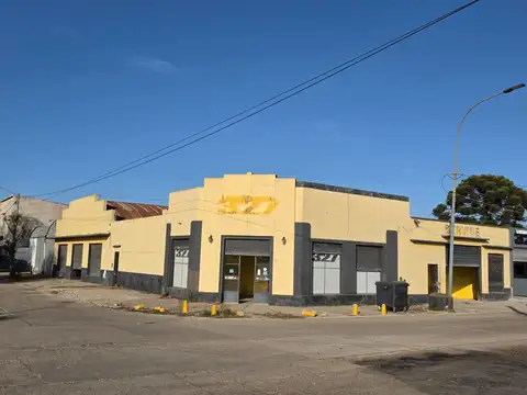 Local en Alquiler 71 años