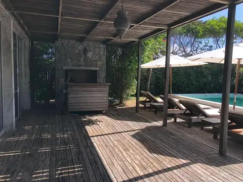 Casa en Alquiler Temporal de 8 dormitorios