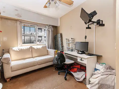 RECOLETA: Venta hermoso Semipiso Super Luminoso Piso alto de 4 ambientes