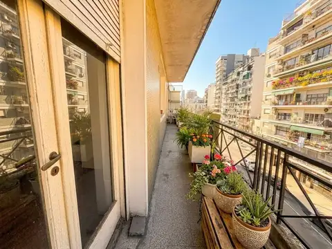VENTA DEPARTAMENTO 4 AMBIENTES CON DEPENDENCIA