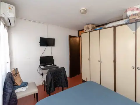 Depto Tipo Casa en Venta 50 años