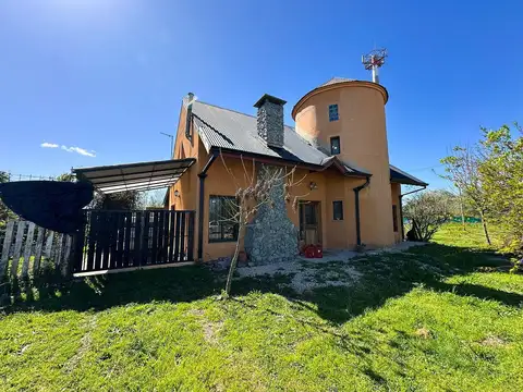 Casa en Venta en Tristán Suárez, USD 155.000