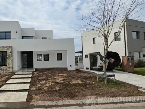 Casa en Venta A Estrenar