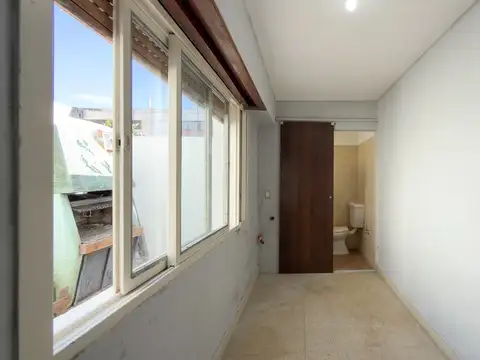 VENTA DEPARTAMENTO TIPO DUPLEX 3 DORM PATIO TANDIL