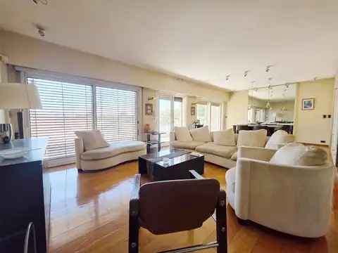 Departamento en Venta de 4 ambientes