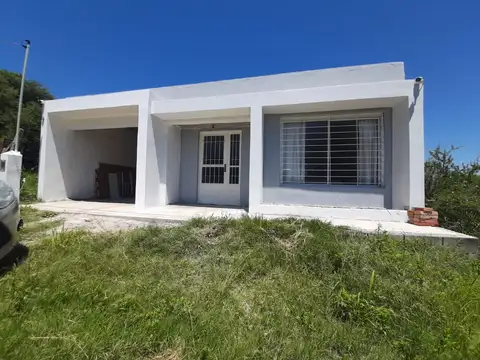 Casa a la venta en Comuna de San Roque. (C373)
