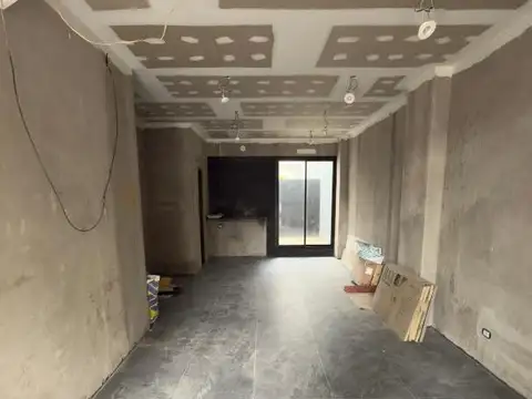 Local en excelente ubicacion