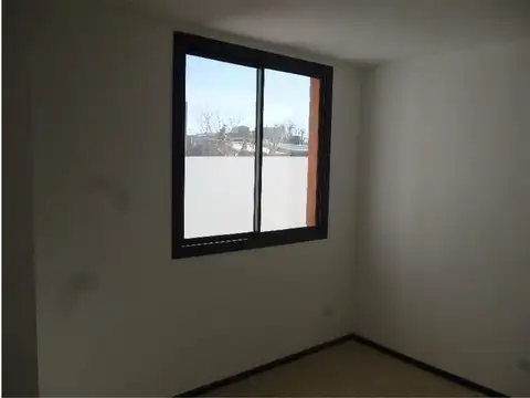 Departamento en Alquiler en Alto Alberdi, $ 700.000