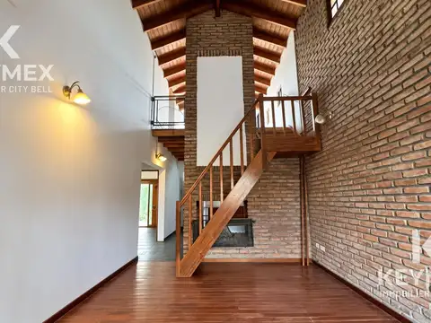 Casa de 4 dormitorios en alquiler en Ringuelet