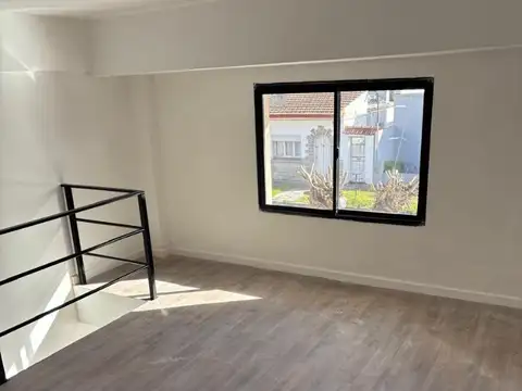 Depto Tipo Casa en Venta de Monoambiente
