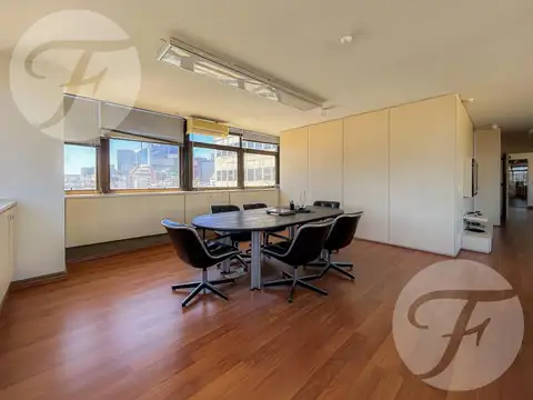 120m² de Oficina en Piso Alto con Cocheras – Microcentro