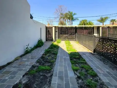 Depto Tipo Casa en Venta de 4 ambientes