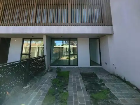 Laprida 300