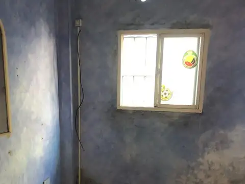 Casa 3 ambientes con 2 baños