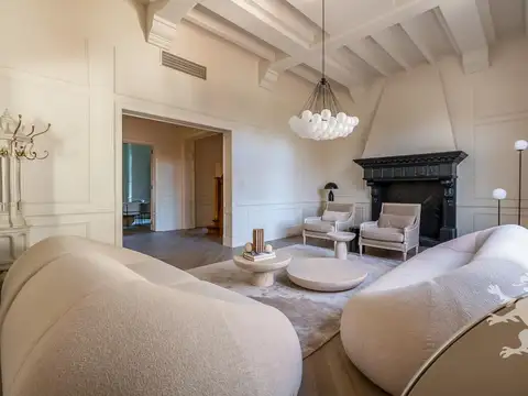 Casa 7 ambientes con 4 baños