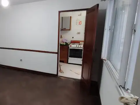 Depto Tipo Casa en Venta en Villa Lynch, USD 86.000