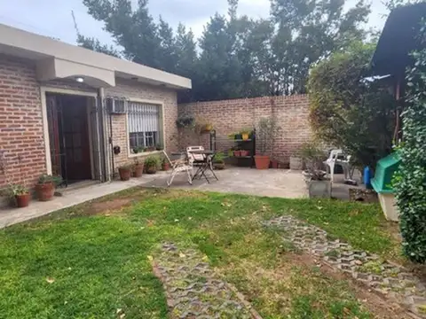 VENTA CASA 3 AMBIENTES LOTE EN ESQUINA TEMPERLEY