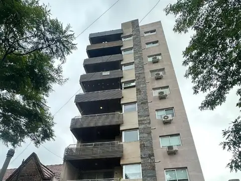 departamento cuatro ambientes con cochera en alquiler