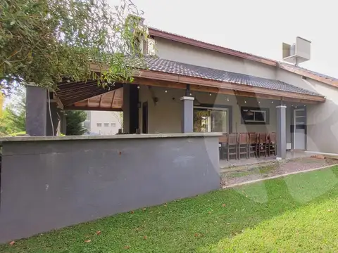 Casa en Aero Country Club