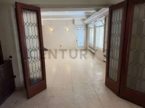Casa en Alquiler en La Plata, USD 1.500