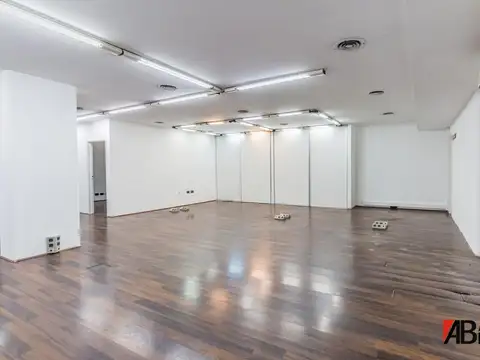 Oficina en Alquiler al Este