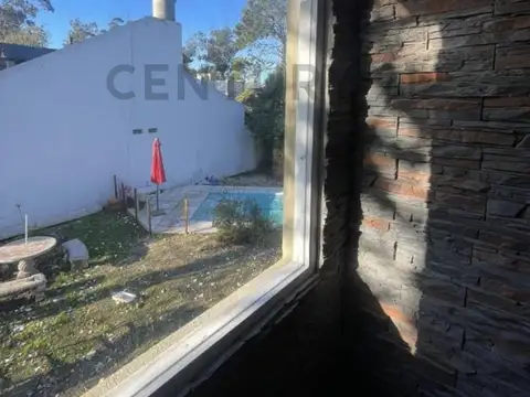 VENTA CHALET 5 AMBIENTES BARRIO LA FLORIDA