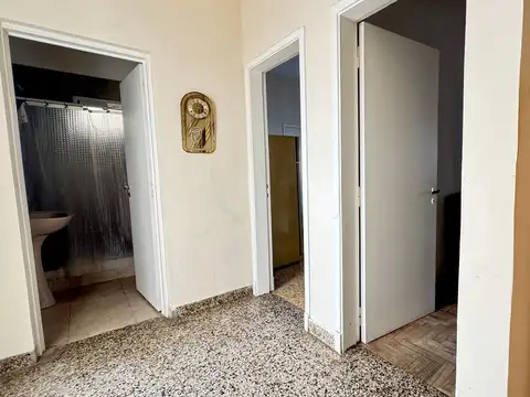 Casa 3 ambientes con 2 baños