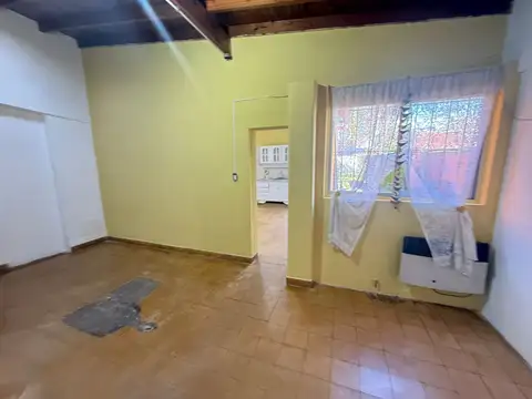Depto Tipo Casa en Alquiler de 2 dormitorios