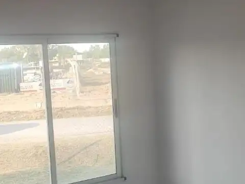 Casa en Alquiler con 1 cochera