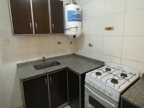 Depto Tipo Casa en Alquiler de 1 dormitorio