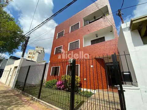 Depto 2 dorm - Balcón al frente - Zona Universitaria - Apto banco