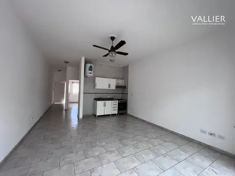 Departamento en Alquiler en Las Campanillas, $ 680.000