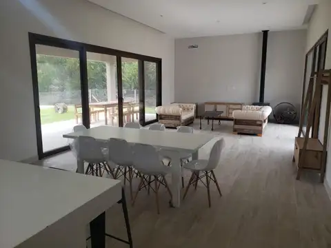 Alquiler - Costa Esmeralda - Barrio Golf