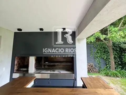 Casa en Alquiler Temporal en La Horqueta, USD 5.400