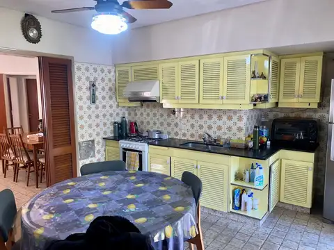 Ituzaingo Nº1656 e/ Yrigoyen