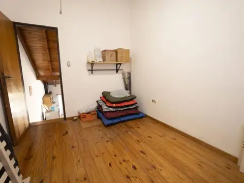 CASA 4 AMBIENTES EN VENTA EN LONGCHAMPS