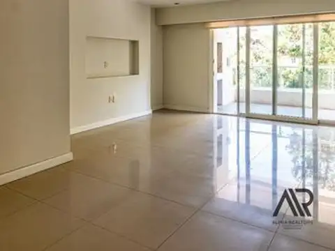 Departamento en Alquiler de 4 ambientes